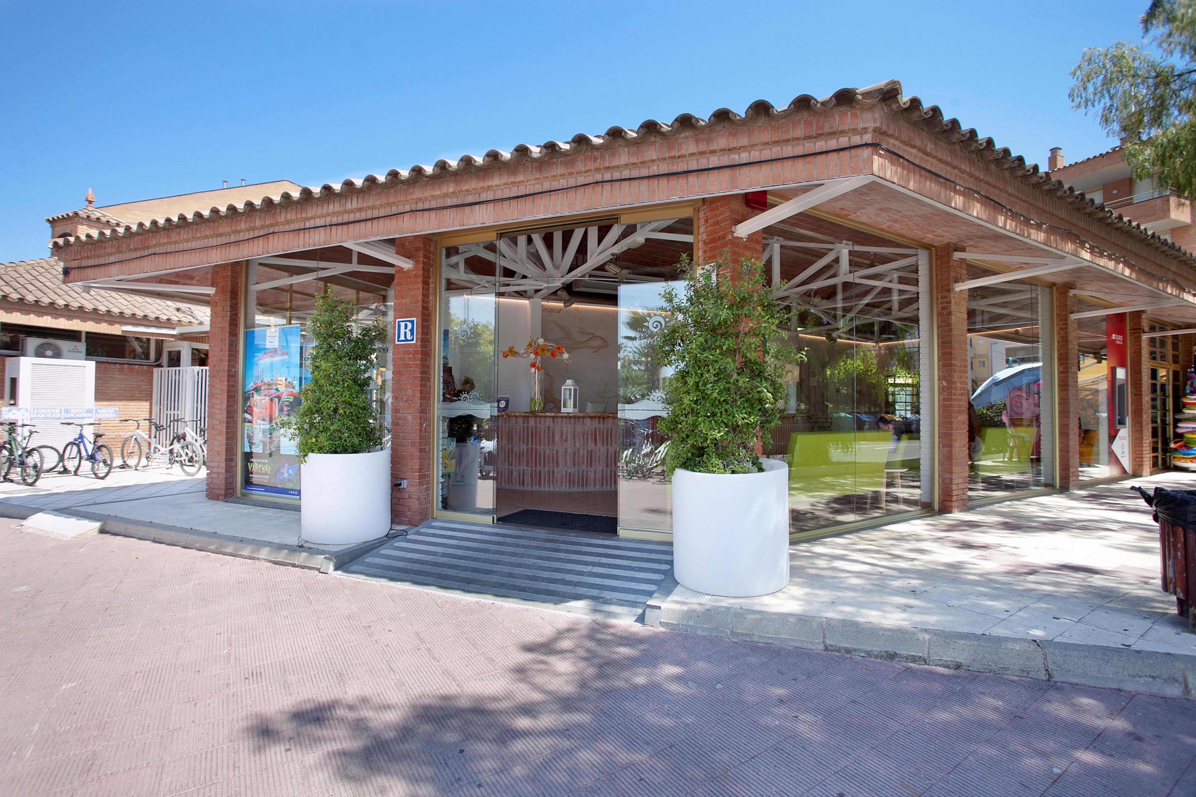 Voramar Cambrils Hotell Exteriör bild