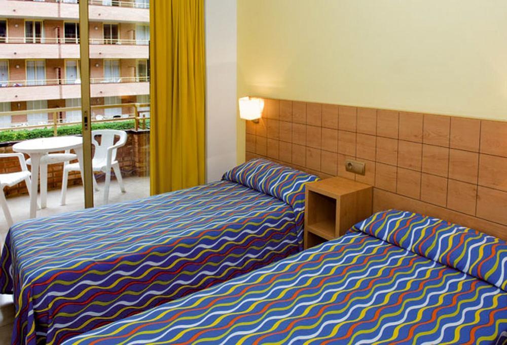 Voramar Cambrils Hotell Rum bild