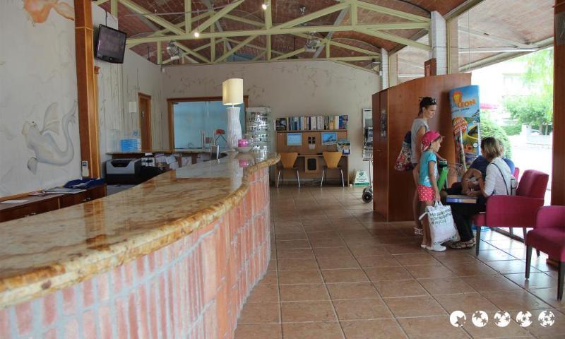 Voramar Cambrils Hotell Exteriör bild